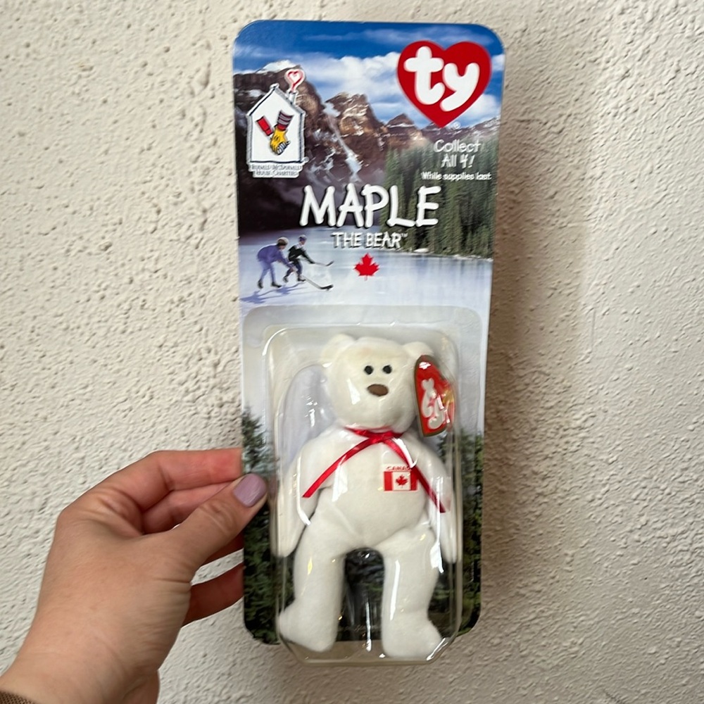 Ty Beanie Babies- Maple the Bear